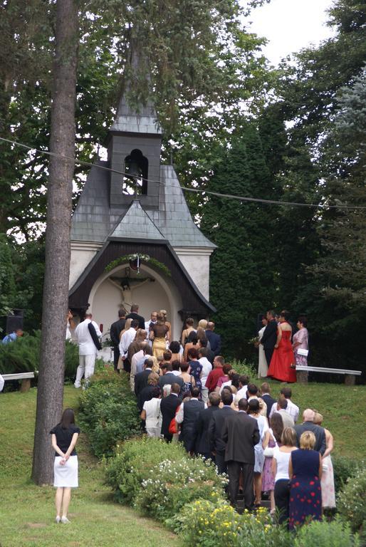 Penzion U Cerneho Potoka Nová Lhota Exterior foto